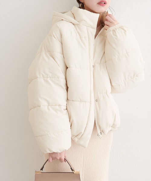 natural couture(ナチュラルクチュール)の「フード中綿ジャケット(ダウンジャケット/コート・レディース・ブラウン/アイボリー/グレイッシュベージュ/サックスブルー/ブラック・FREE)」の7枚目の写真