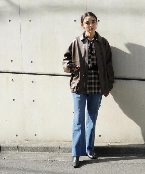 N.（N. Natural Beauty Basic）（エヌエヌナチュラルビューティーベーシック）の「フェイクレザーステンカラーブルゾン（ブルゾン・レディース・ブラック/ブラウン・MEDIUM）」の13枚目の写真