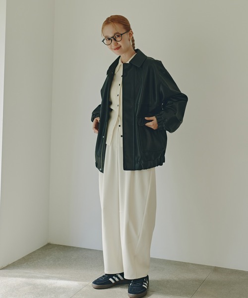 N.（N. Natural Beauty Basic）（エヌエヌナチュラルビューティーベーシック）の「フェイクレザーステンカラーブルゾン（ブルゾン・レディース・ブラック/ブラウン・MEDIUM）」の2枚目の写真