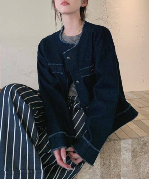 gossip!ロサンゼルス(ゴシップロサンゼルス)の「ラウンドネック ノーカラーデニムジャケット(デニムジャケット・レディース・インディゴブルー・FREE)」の9枚目の写真