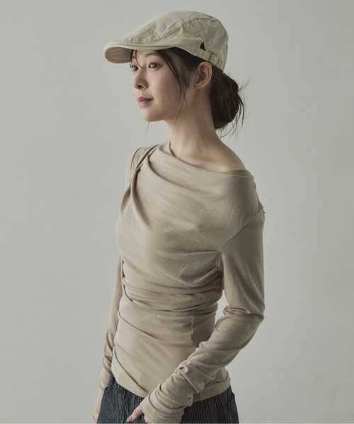 VIVID LADY(ビビッドレディー)の「ワンショルレイヤードカットソー(Tシャツ/カットソー・レディース・グレー/ブラック/ベージュ/ブラウン・FREE)」の10枚目の写真