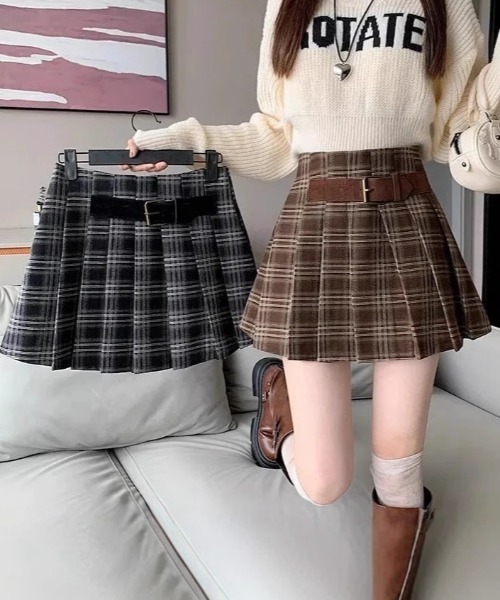 Mejoul（メジュール）の「【2025秋冬新作】【インパン付き】サイドベルトチェックプリーツミニスカート（スカート・レディース・ブラック/ブラウン・M/L）」の7枚目の写真