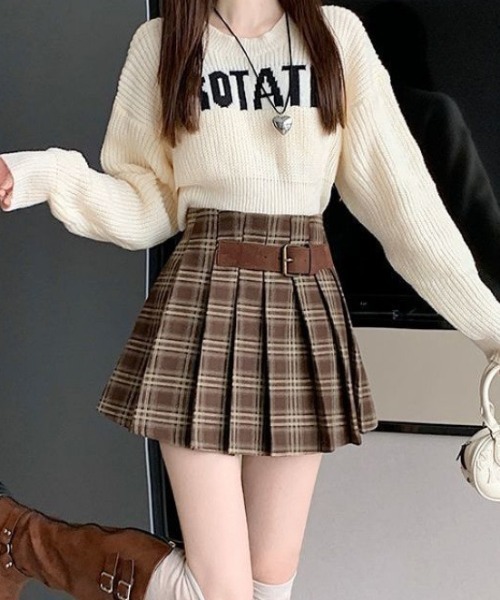 Mejoul（メジュール）の「【2025秋冬新作】【インパン付き】サイドベルトチェックプリーツミニスカート（スカート・レディース・ブラック/ブラウン・M/L）」の5枚目の写真