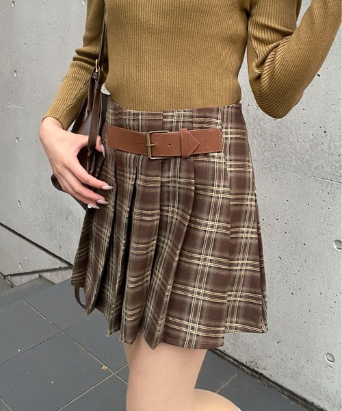 Mejoul（メジュール）の「【2025秋冬新作】【インパン付き】サイドベルトチェックプリーツミニスカート（スカート・レディース・ブラック/ブラウン・M/L）」の16枚目の写真