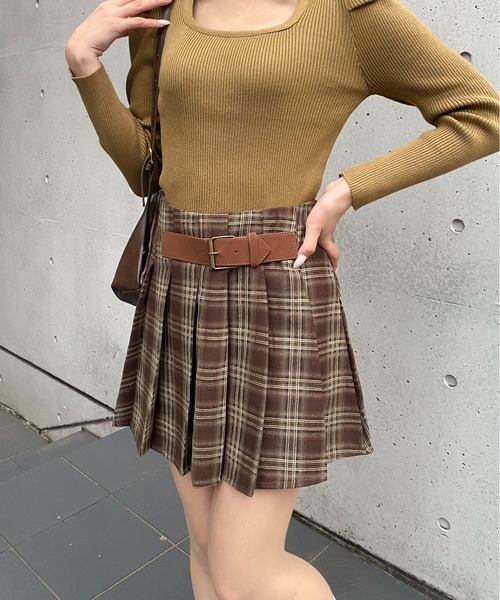 Mejoul（メジュール）の「【2025秋冬新作】【インパン付き】サイドベルトチェックプリーツミニスカート（スカート・レディース・ブラック/ブラウン・M/L）」の8枚目の写真
