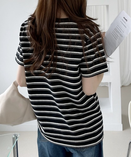 U.S. POLO ASSN.（ユーエスポロアッスン）の「【U.S. POLO ASSN.】ポケット付き Ｔシャツ（Tシャツ/カットソー・レディース・チャコール/ブラック×ホワイト/ホワイト×ブラック/オフホワイト/ネイビー・L/M）」の14枚目の写真