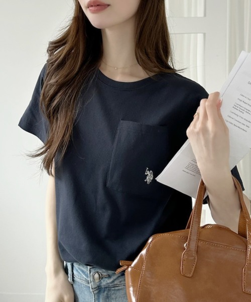 U.S. POLO ASSN.（ユーエスポロアッスン）の「【U.S. POLO ASSN.】ポケット付き Ｔシャツ（Tシャツ/カットソー・レディース・チャコール/ブラック×ホワイト/ホワイト×ブラック/オフホワイト/ネイビー・L/M）」の8枚目の写真