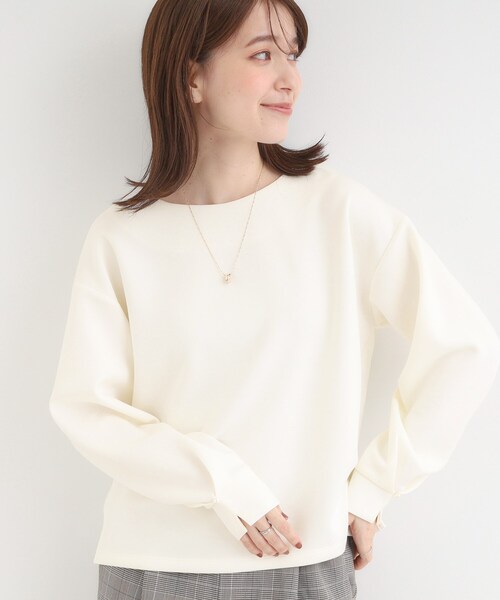 DRESKIP（ドレスキップ）の「【S-LL】大人のデイリースタイルに お袖タック フェイクパール付きトップス（Tシャツ/カットソー・レディース・アイボリー/レッド系1/ダークブラウン/チャコールグレー・02/01/04/03）」の2枚目の写真