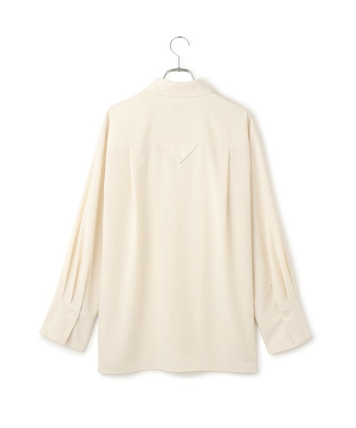 ADAM ET ROPE'（アダムエロペ）の「ダブルポケットウールシャツ（シャツ/ブラウス・レディース・ベージュ/オフホワイト・FREE）」の16枚目の写真