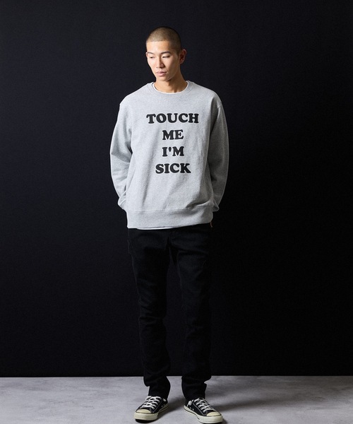 TOUCH ME I'M SICK PRINTED CLASSIC CREWNECK SWEATSHIRT / タッチ