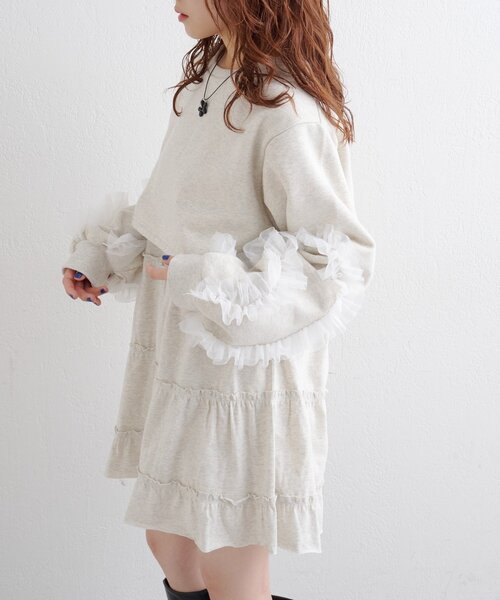 w closet(ダブルクローゼット)の「【リバイバル/4色展開】チュールフリルスウェットワンピース《WEB限定》(ワンピース・レディース・ブラック/パープル/グレー/アイボリー・FREE)」の11枚目の写真