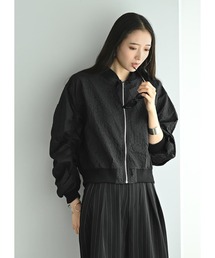 【BLK001】シャーリングエンボスジップブルゾン