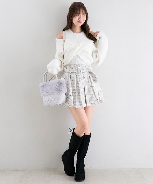 MAJESTIC LEGON（マジェスティックレゴン）の「ベルト付きプリーツミニスカパン（スカート・レディース・ホワイト系その他2/ブラック系その他/グレー系その他・MEDIUM）」の4枚目の写真