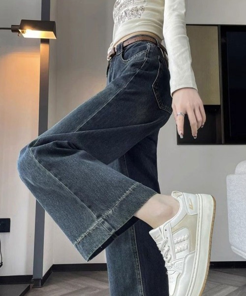 SallyLunn(サリーラン)の「ルーズストレートデニム(デニムパンツ・レディース・ブルー・L/M)」の4枚目の写真