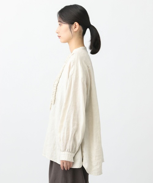 studio CLIP（スタディオクリップ）の「《natural by clip》14リネンフリルブラウス（シャツ/ブラウス・レディース・アイボリー/ブラック・FREE）」の3枚目の写真