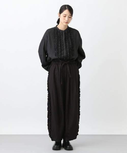 studio CLIP（スタディオクリップ）の「《natural by clip》14リネンフリルブラウス（シャツ/ブラウス・レディース・アイボリー/ブラック・FREE）」の16枚目の写真