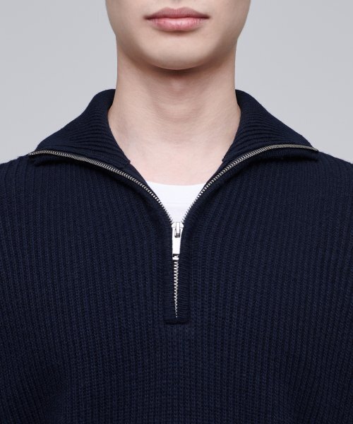 MUSINSA STANDARD（ムシンサスタンダード）の「リラックスドリブハーフジップニット [ネイビー]（ニット/セーター・メンズ・その他・SMALL/MEDIUM/LARGE/X-LARGE/XX-LARGE）」の6枚目の写真