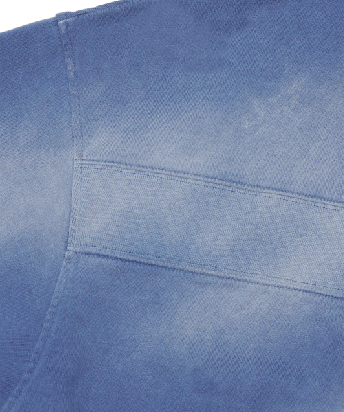 NOMANUAL(NOMANUAL)の「STAIN WASHED HOODIE - WASHED BLUE(パーカー・レディース・その他・MEDIUM/LARGE/SMALL)」の6枚目の写真