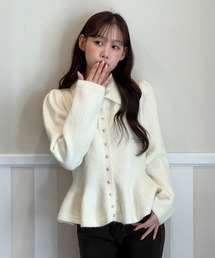 by muni:r（バイ ムニール）の「【着用動画あり・4色展開】パールフレアニットカーディガン（ニット/セーター・レディース）」