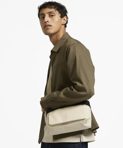 Jack Gomme（ジャックゴム）の「【JACK GOMME】ショルダーバッグ メッセンジャーバッグ RIGA Sac becase（ショルダーバッグ・レディース・ブラック/シルバー/カーキ/シャンパン・FREE）」の5枚目の写真
