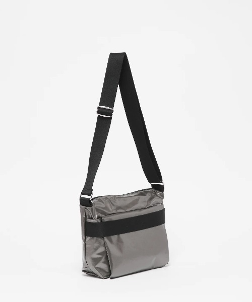 Jack Gomme（ジャックゴム）の「【JACK GOMME】ショルダーバッグ メッセンジャーバッグ RIGA Sac becase（ショルダーバッグ・レディース・ブラック/シルバー/カーキ/シャンパン・FREE）」の6枚目の写真