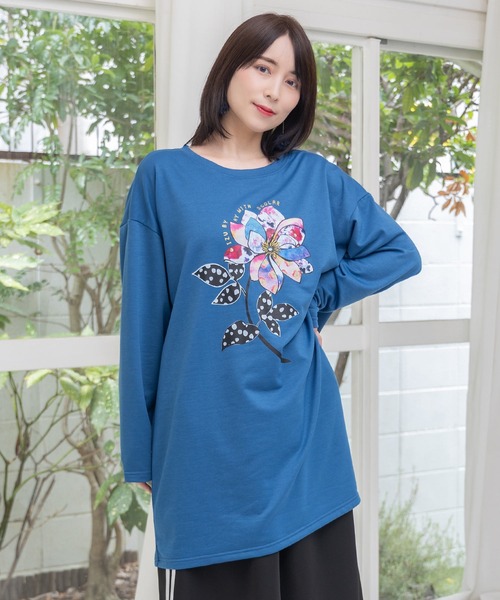 ScoLar（スカラー）の「153713：仲宗根泉(HY)コラボ アート柄花柄チュニック（チュニック・レディース・ブルー/ブラック・M）」の6枚目の写真