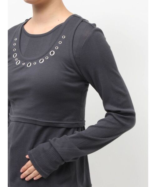 Ungrid(アングリッド)の「ハトメデザインレイヤードロングスリーブTee(Tシャツ/カットソー・レディース・チャコールグレー/オフホワイト・FREE)」の22枚目の写真