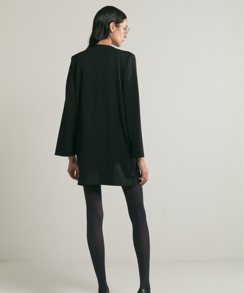 CINOH(チノ)の「BLACK FORMAL SLIT SLEEVE MINI DRESS(ワンピース・レディース・ブラック・38/36)」の10枚目の写真