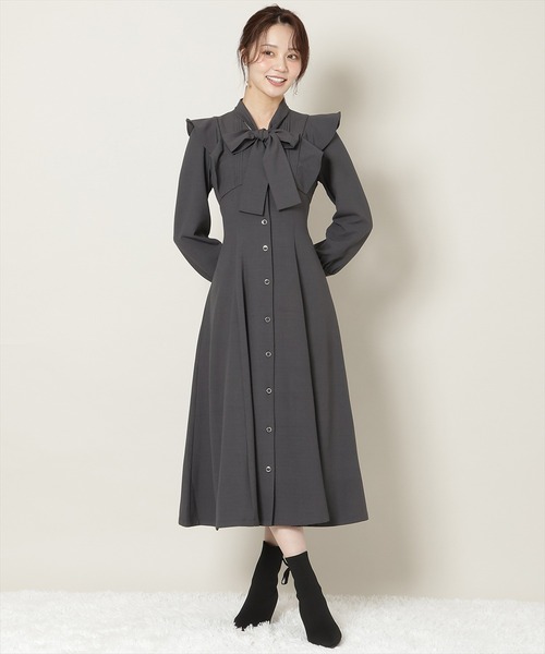 WILLSELECTION(ウィルセレクション)の「リボンタイラッフルフレアワンピース(ワンピース・レディース・チャコールグレー/ブラック系その他/ピンク・FREE)」の2枚目の写真