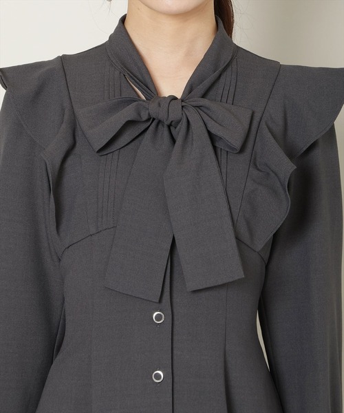 WILLSELECTION(ウィルセレクション)の「リボンタイラッフルフレアワンピース(ワンピース・レディース・チャコールグレー/ブラック系その他/ピンク・FREE)」の15枚目の写真