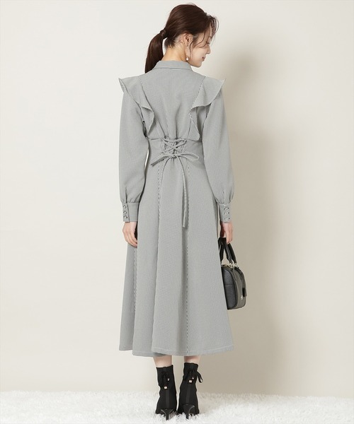 WILLSELECTION(ウィルセレクション)の「リボンタイラッフルフレアワンピース(ワンピース・レディース・チャコールグレー/ブラック系その他/ピンク・FREE)」の6枚目の写真