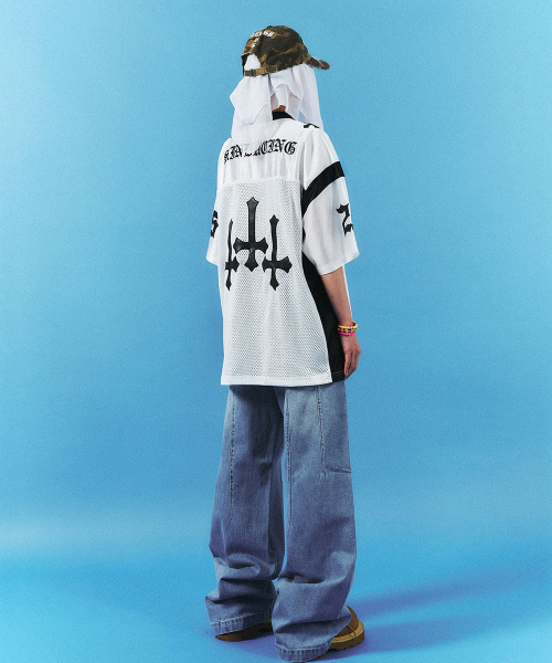 SCHISM INDUCING（スキズムインデューシング）の「RESIZED BAGGY JEANS BLUE（デニムパンツ・レディース・その他・SMALL/MEDIUM/LARGE）」の7枚目の写真