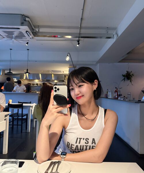 LADY VOLUME(レディーボリューム)の「ビューティフルデイ スリーブレス ボールド (ホワイト)(Tシャツ/カットソー・レディース・その他・SMALL/MEDIUM)」の6枚目の写真