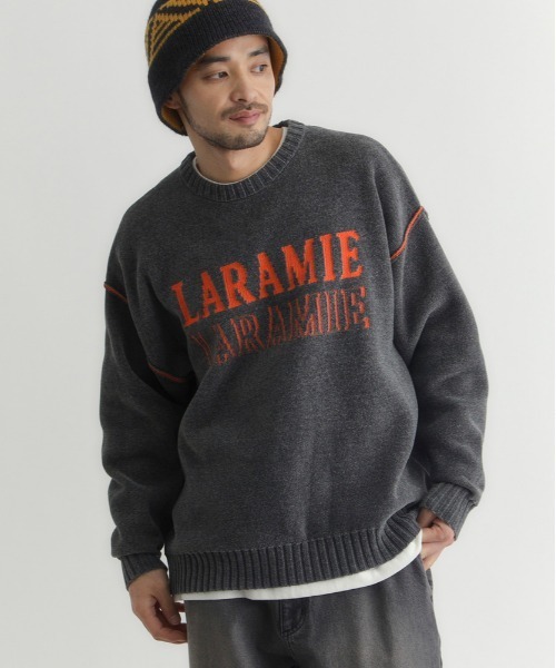 BACK NUMBER(バックナンバー)の「【BACK NUMBER】モールニットロゴクルーネックセーター (ダブルジャガード / ゆったりシルエット / カジュアルスタイル / リブデザイン)(ニット/セーター・メンズ・ホワイト/ネイビー/ダークグレー・M/L/XL)」の3枚目の写真