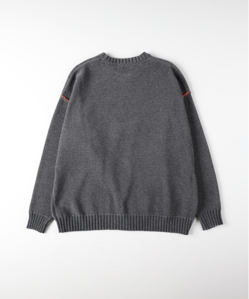 BACK NUMBER(バックナンバー)の「【BACK NUMBER】モールニットロゴクルーネックセーター (ダブルジャガード / ゆったりシルエット / カジュアルスタイル / リブデザイン)(ニット/セーター・メンズ・ホワイト/ネイビー/ダークグレー・M/L/XL)」の7枚目の写真