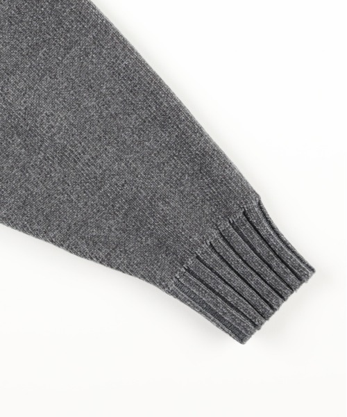 BACK NUMBER(バックナンバー)の「【BACK NUMBER】モールニットロゴクルーネックセーター (ダブルジャガード / ゆったりシルエット / カジュアルスタイル / リブデザイン)(ニット/セーター・メンズ・ホワイト/ネイビー/ダークグレー・M/L/XL)」の10枚目の写真