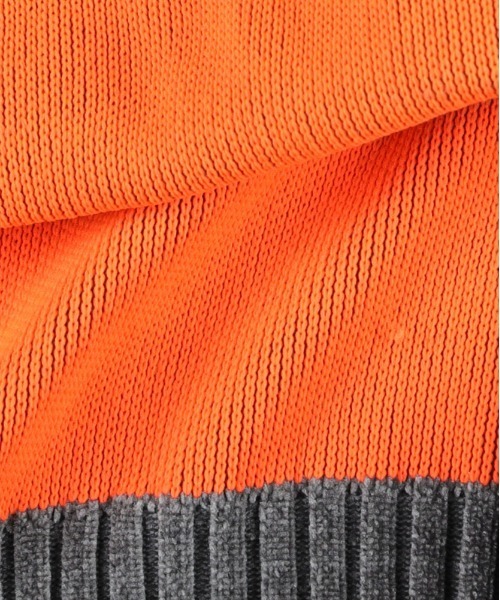 BACK NUMBER(バックナンバー)の「【BACK NUMBER】モールニットロゴクルーネックセーター (ダブルジャガード / ゆったりシルエット / カジュアルスタイル / リブデザイン)(ニット/セーター・メンズ・ホワイト/ネイビー/ダークグレー・M/L/XL)」の12枚目の写真