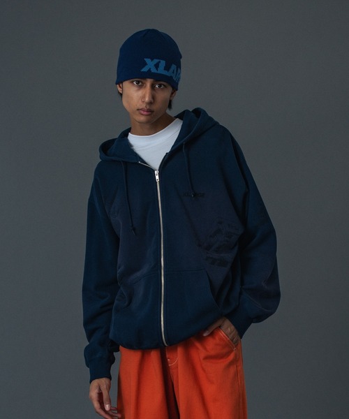 XLARGE(エクストララージ)の「GEOMETRIC ZIP UP HOODED SWEATSHIRT(パーカー・メンズ・ブラック/ベージュ/ネイビー・S/M/L/XL)」の5枚目の写真