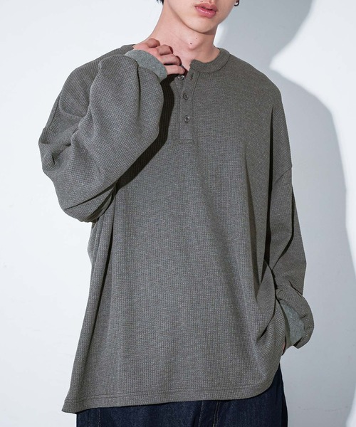 MDR(エムディアール)の「ヘンリーネック ワッフル サーマルロンT(Tシャツ/カットソー・メンズ・ブラック/グレー・L/M)」の4枚目の写真