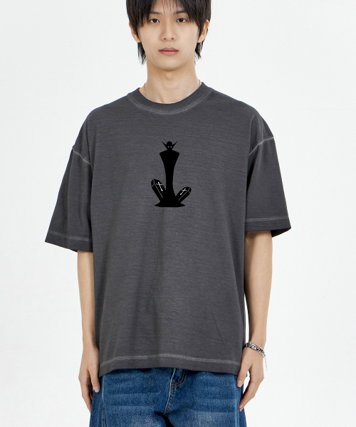 BY.L(バイエル)の「モンスター ドラキュラ ピグメント 半袖Tシャツ チャコール(Tシャツ/カットソー・メンズ・その他・MEDIUM/LARGE/X-LARGE/XX-LARGE)」の1枚目の写真
