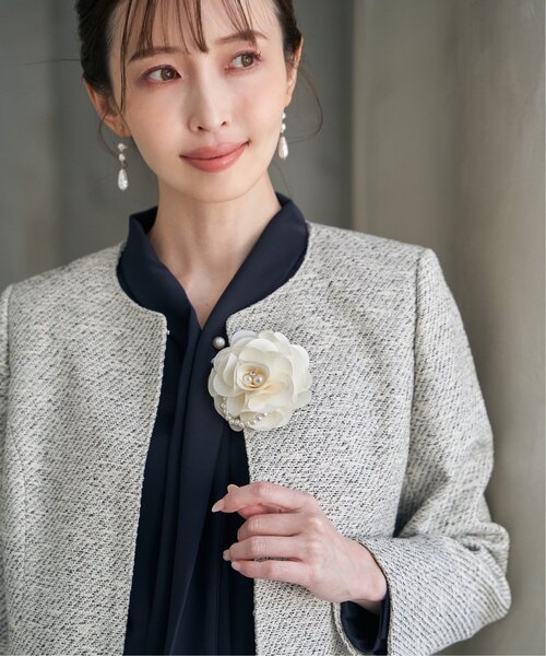 ikka(イッカ)の「【フォーマル対応】フラワーコサージュA(ブローチ/コサージュ・レディース・ホワイト/オフホワイト/グレー/ベージュ・FREE)」の20枚目の写真