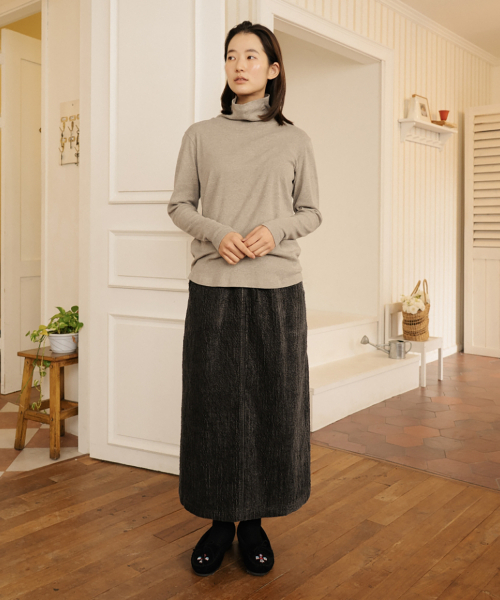 CHIQUITA(チキータ)の「ヘッダータートルTシャツベージュ(Tシャツ/カットソー・レディース・ベージュ・MEDIUM/SMALL)」の3枚目の写真