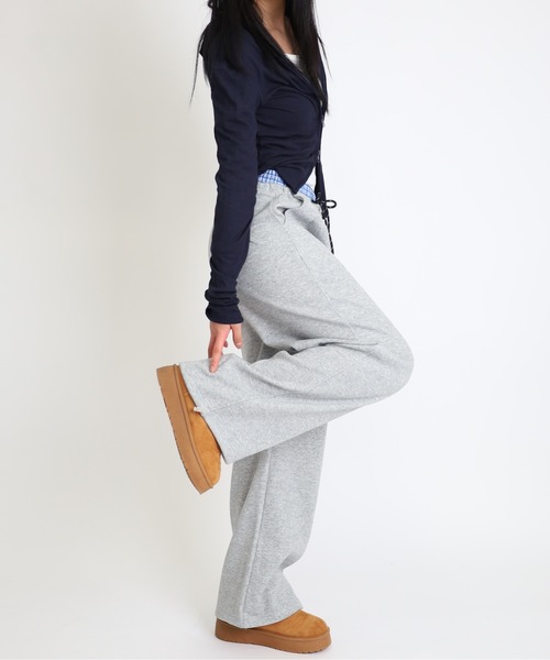 Vini（ヴィニ）の「レイヤードワイドシルエットパンツ（スウェットパンツ・レディース・グレー/ブラック/ネイビー・MEDIUM）」の8枚目の写真