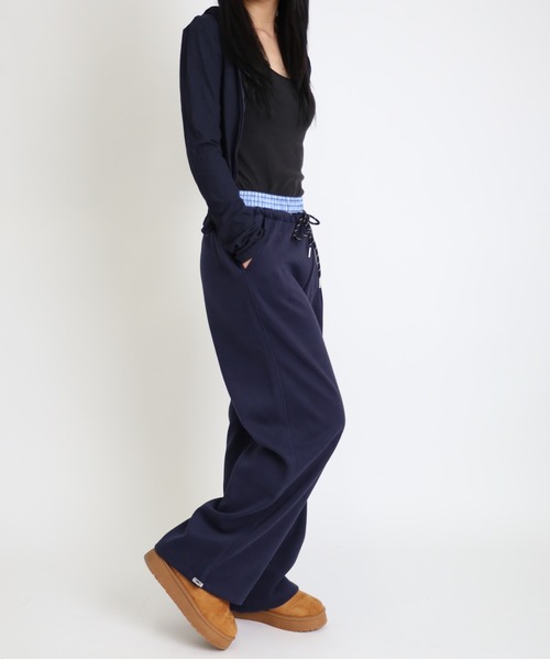 Vini（ヴィニ）の「レイヤードワイドシルエットパンツ（スウェットパンツ・レディース・グレー/ブラック/ネイビー・MEDIUM）」の13枚目の写真