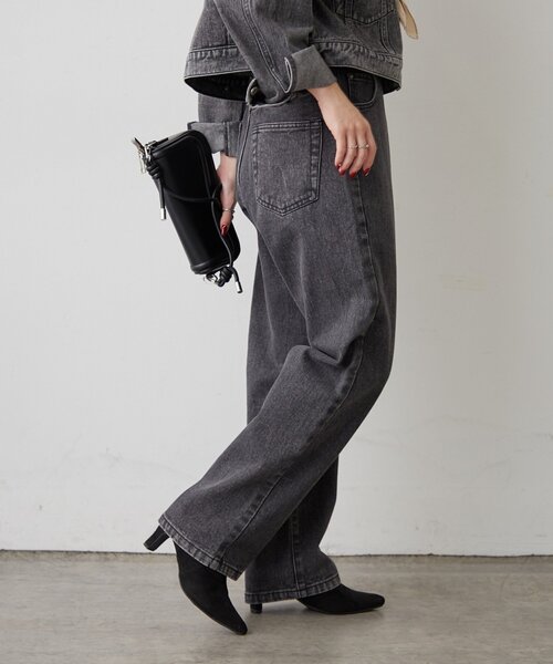 Remind me and forever（リマインドミーアンドフォーエバー）の「【楽なのに美シルエット】ストレートデニムパンツ（デニムパンツ・レディース・ワンウォッシュ/ブラック/その他・FREE）」の4枚目の写真