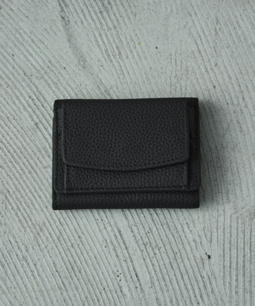 Fashion Letter（ファッションレター）の「エンボスレザー コンパクトミニウォレット 三つ折り財布（財布・レディース・グレイッシュベージュ/ブラック/キャメル・FREE）」の5枚目の写真