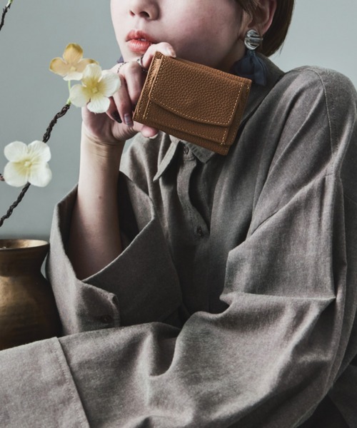 Fashion Letter（ファッションレター）の「エンボスレザー コンパクトミニウォレット 三つ折り財布（財布・レディース・グレイッシュベージュ/ブラック/キャメル・FREE）」の12枚目の写真