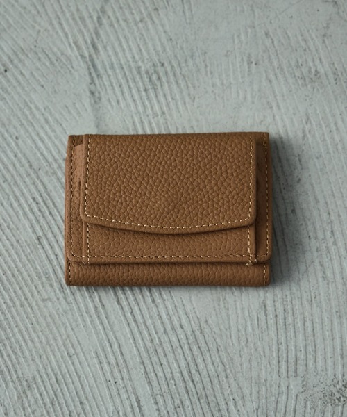 Fashion Letter（ファッションレター）の「エンボスレザー コンパクトミニウォレット 三つ折り財布（財布・レディース・グレイッシュベージュ/ブラック/キャメル・FREE）」の13枚目の写真