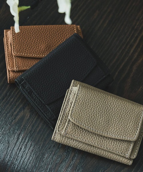 Fashion Letter（ファッションレター）の「エンボスレザー コンパクトミニウォレット 三つ折り財布（財布・レディース・グレイッシュベージュ/ブラック/キャメル・FREE）」の8枚目の写真