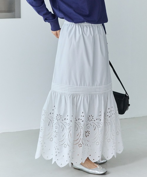 LAVEANGE(ラビアンジェ)の「刺繍レースフレアスカート(スカート・レディース・ブラック/オフホワイト・4L/3L/LL/M/5L)」の13枚目の写真